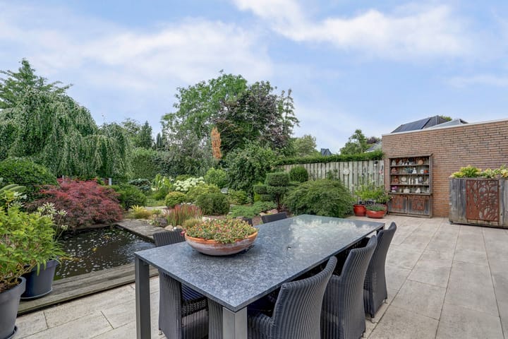 Foto 29 van Wim Sonneveldstraat 100