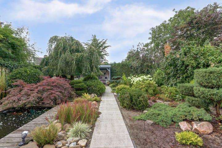 Foto 31 van Wim Sonneveldstraat 100