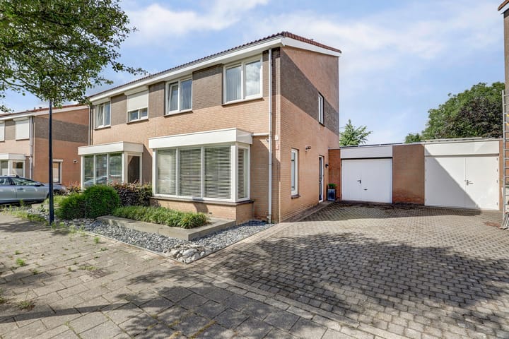 Foto 42 van Wim Sonneveldstraat 100