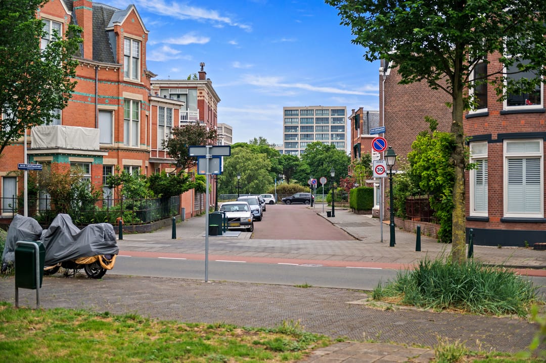 Foto 37 van Van Lumeystraat 9