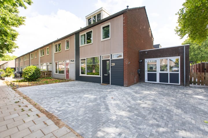 Foto 8 van Von Weberstraat 29