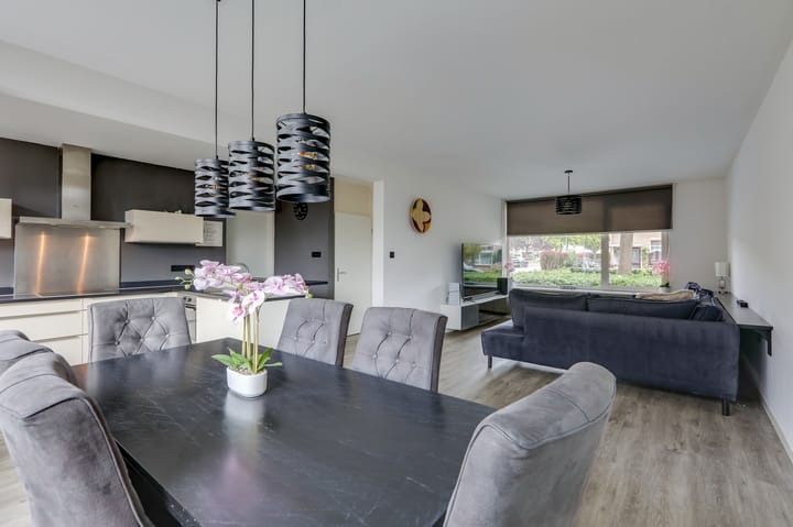 Foto 19 van Von Weberstraat 29