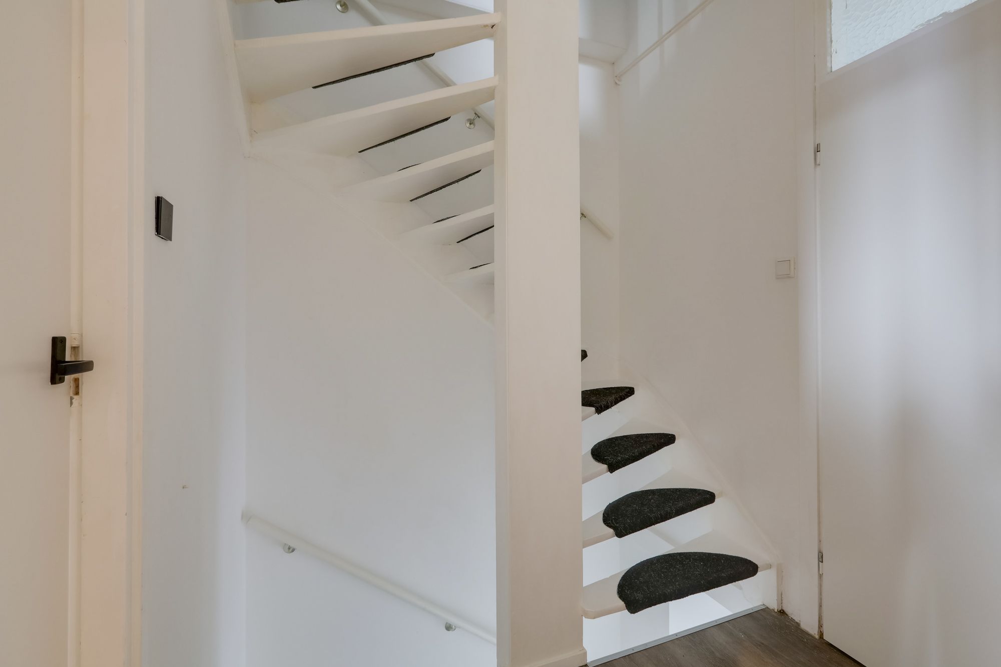 Photo 21 of Von Weberstraat 29