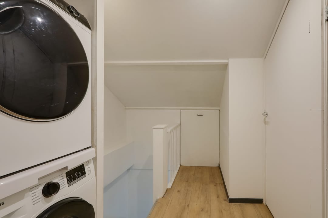 Photo 32 of Von Weberstraat 29