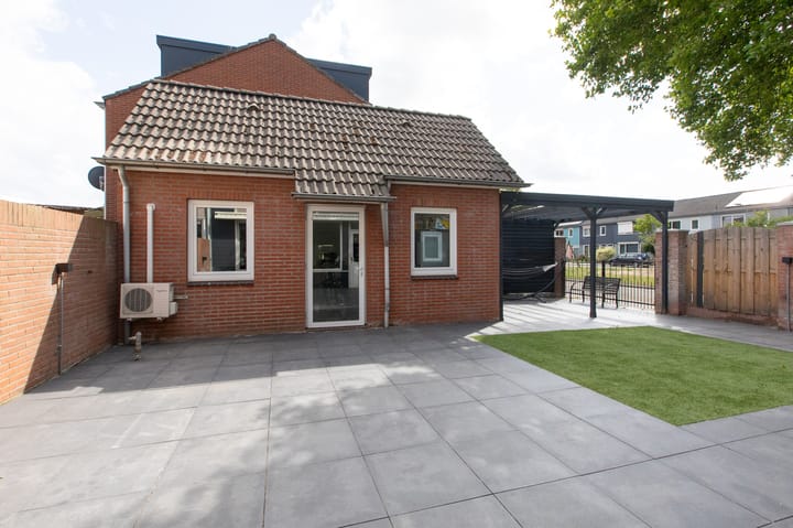 Foto 37 van Von Weberstraat 29