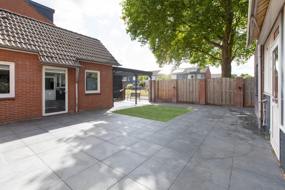 Photo 41 of Von Weberstraat 29