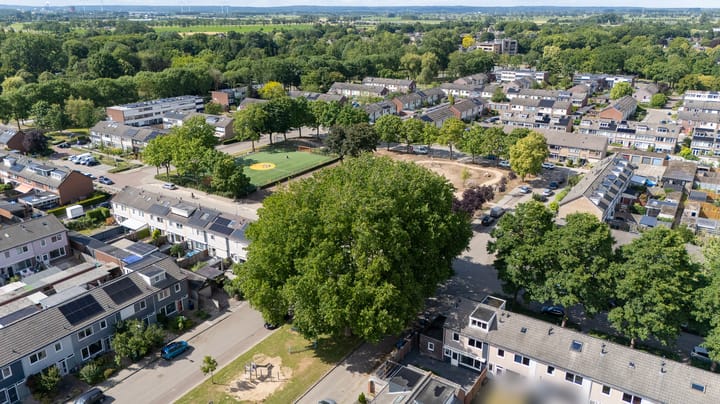 Foto 45 van Von Weberstraat 29