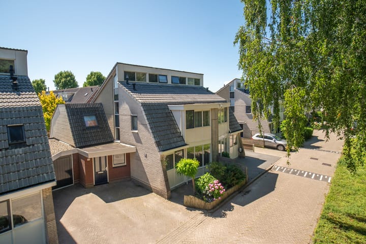 Photo 5 of Duke Ellingtonhof 82