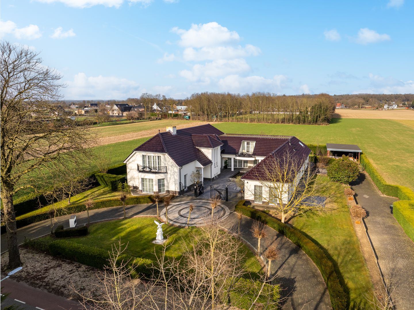 View photo 2 of Waldfeuchterbaan 51
