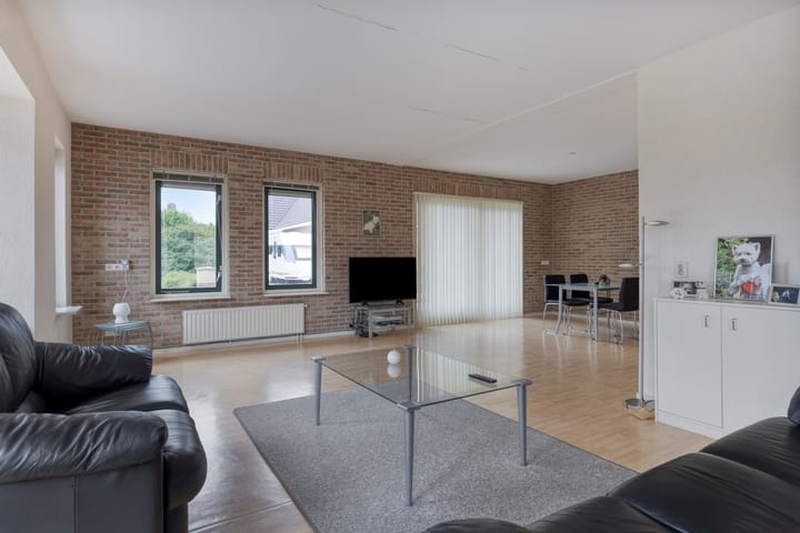 Foto 15 van Veenroede 1-A