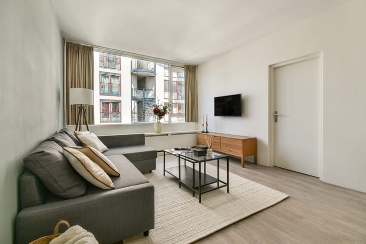 Foto 1 van Waterlooplein 155