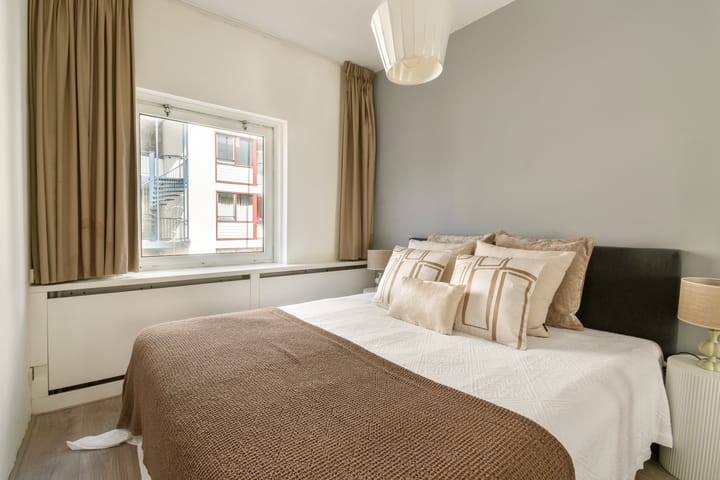 Foto 15 van Waterlooplein 155