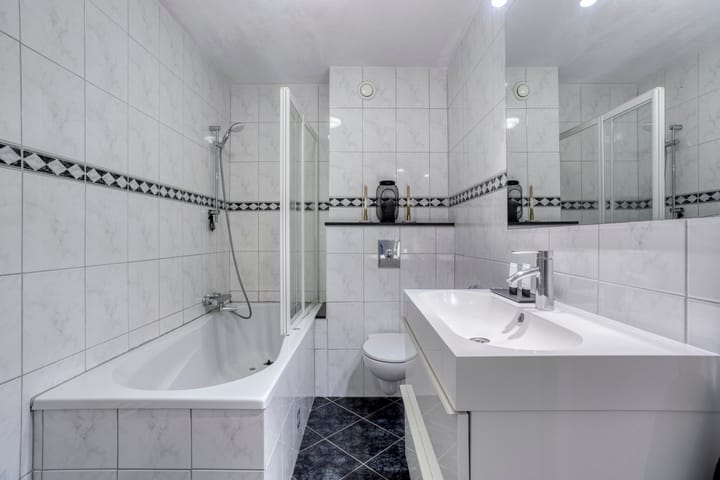 Photo 17 of Cuyleborg 133