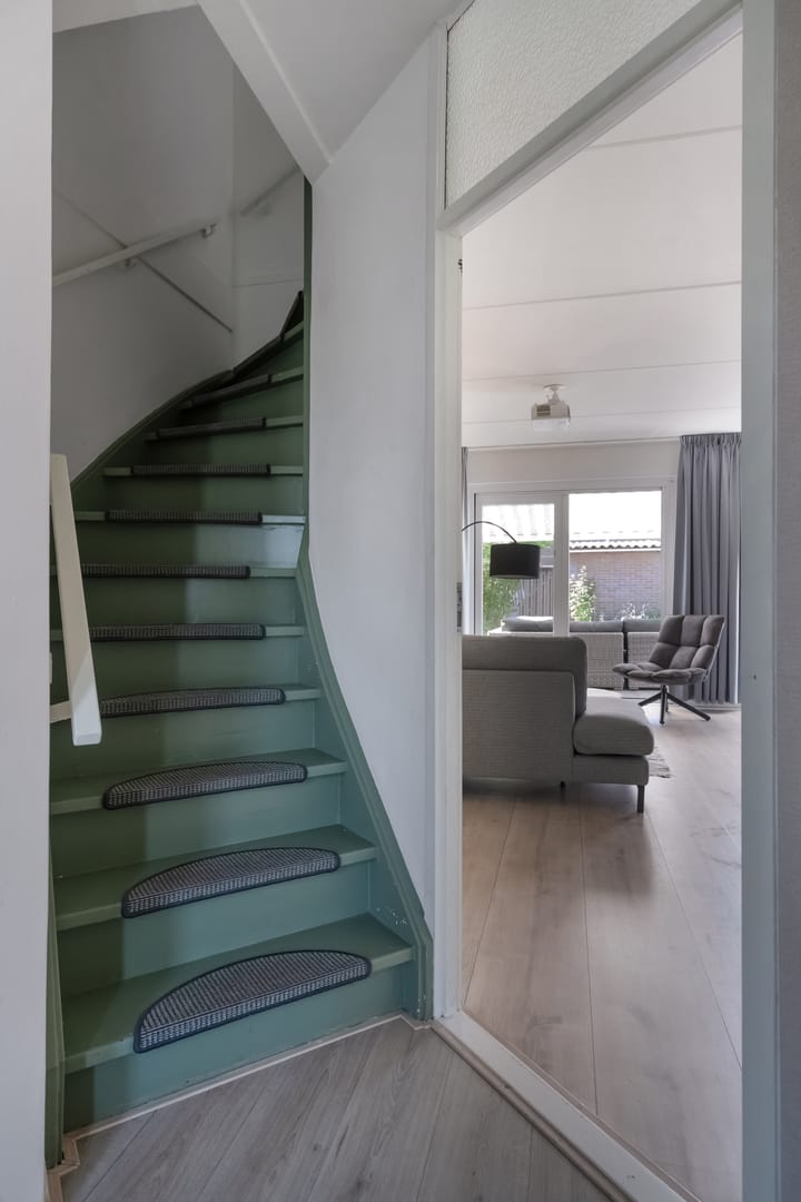 Photo 8 of De Weerd 16