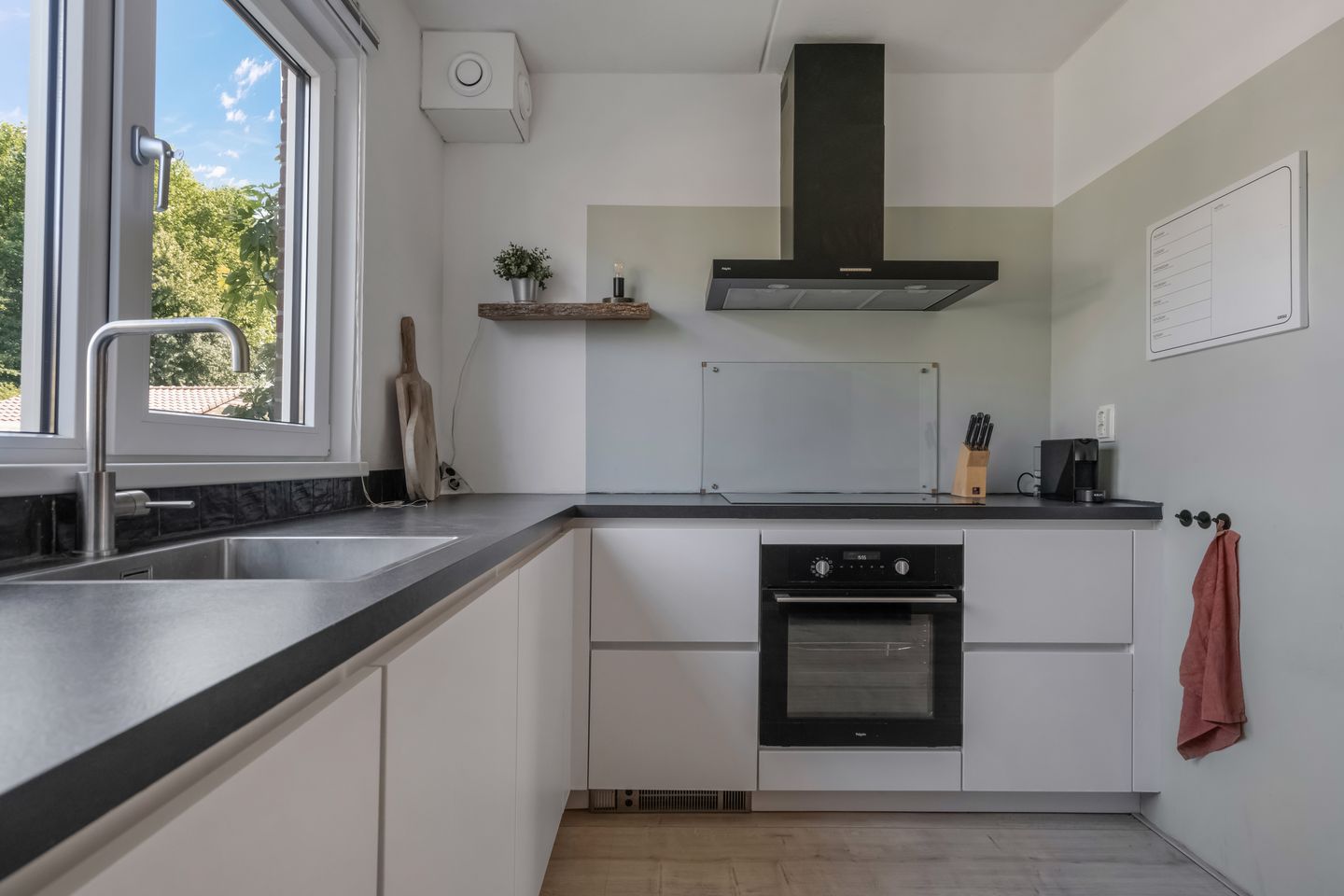 Photo 19 of De Weerd 16