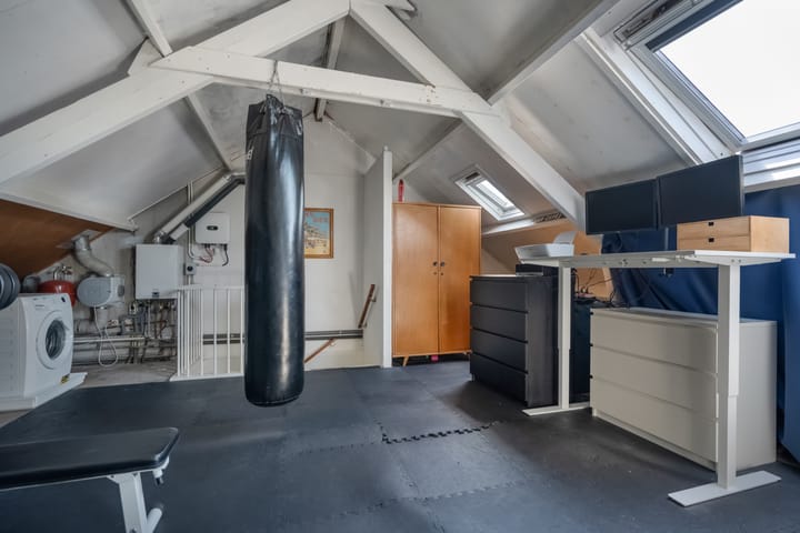 Photo 34 of De Weerd 16