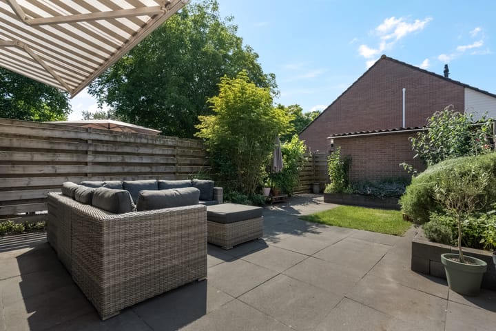 Photo 35 of De Weerd 16