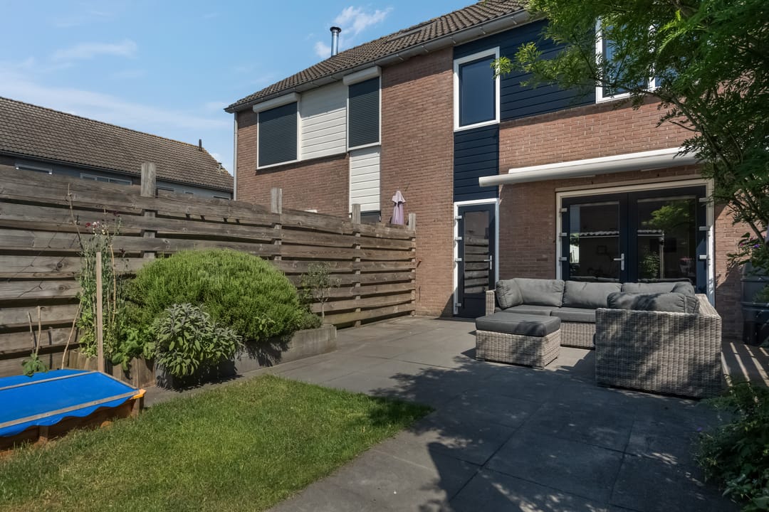 Photo 37 of De Weerd 16