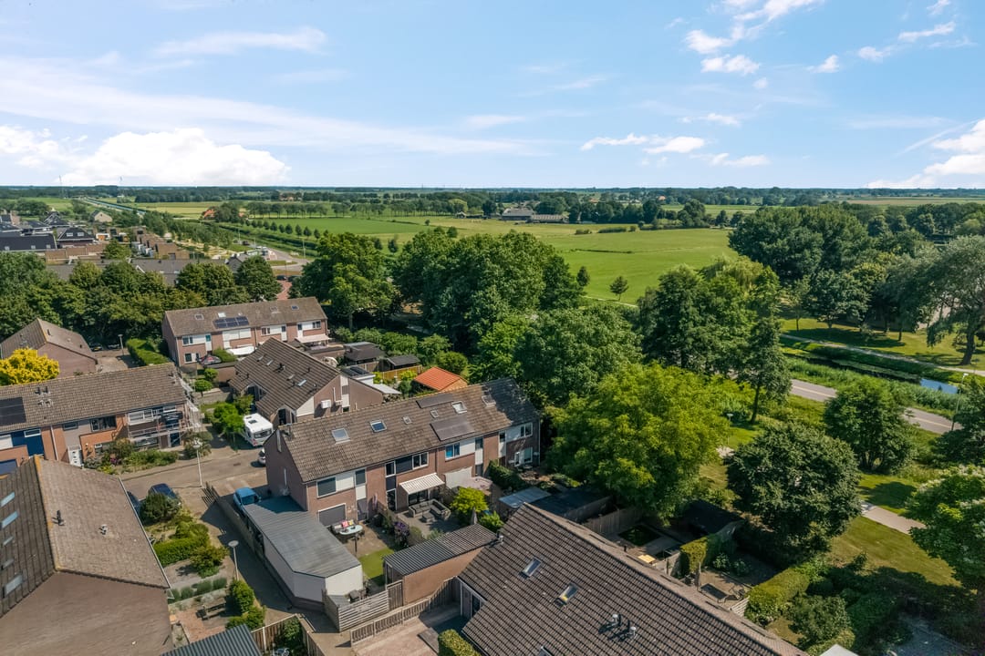 Photo 43 of De Weerd 16