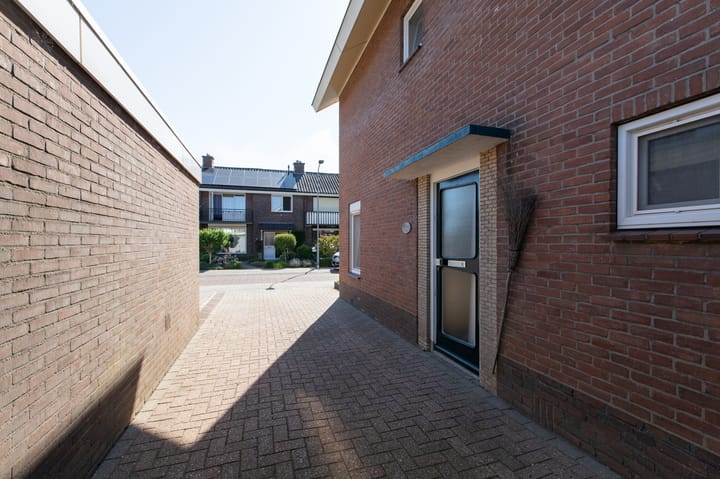 Foto 7 van Pastoor Gribnaustraat 2