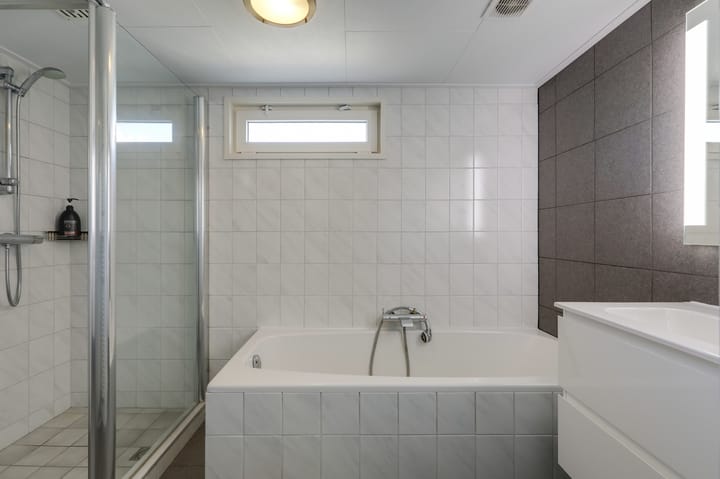 Foto 23 van Pastoor Gribnaustraat 2