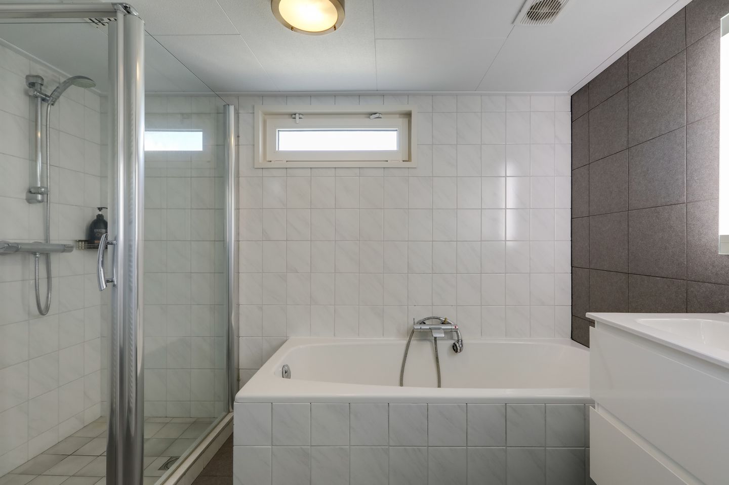 Foto 25 van Pastoor Gribnaustraat 2