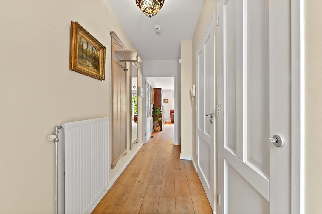 Photo 7 of Enkhuizensestraat 19-E