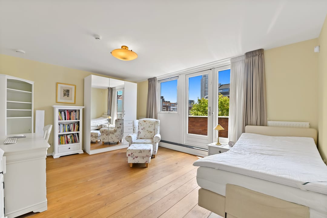 Photo 17 of Enkhuizensestraat 19-E