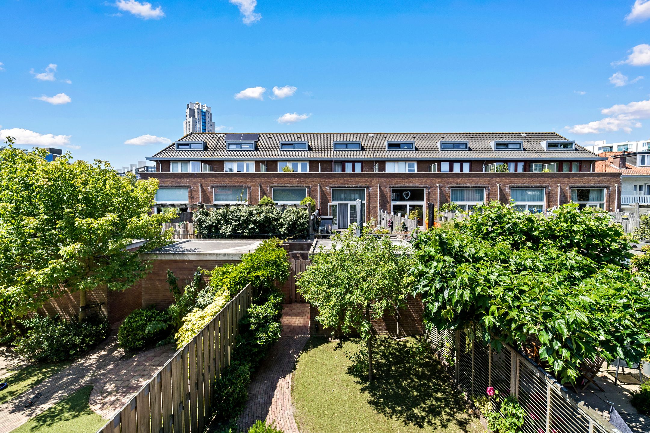 Photo 21 of Enkhuizensestraat 19-E