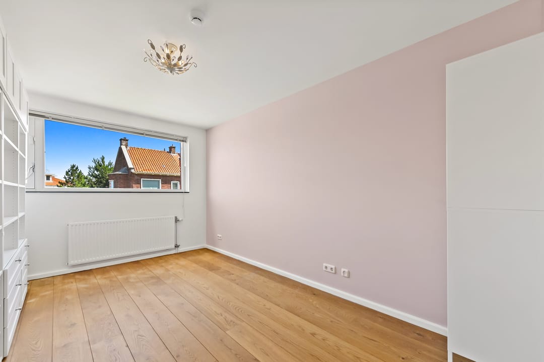 Photo 28 of Enkhuizensestraat 19-E