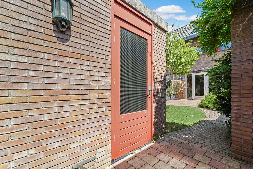 Photo 43 of Enkhuizensestraat 19-E