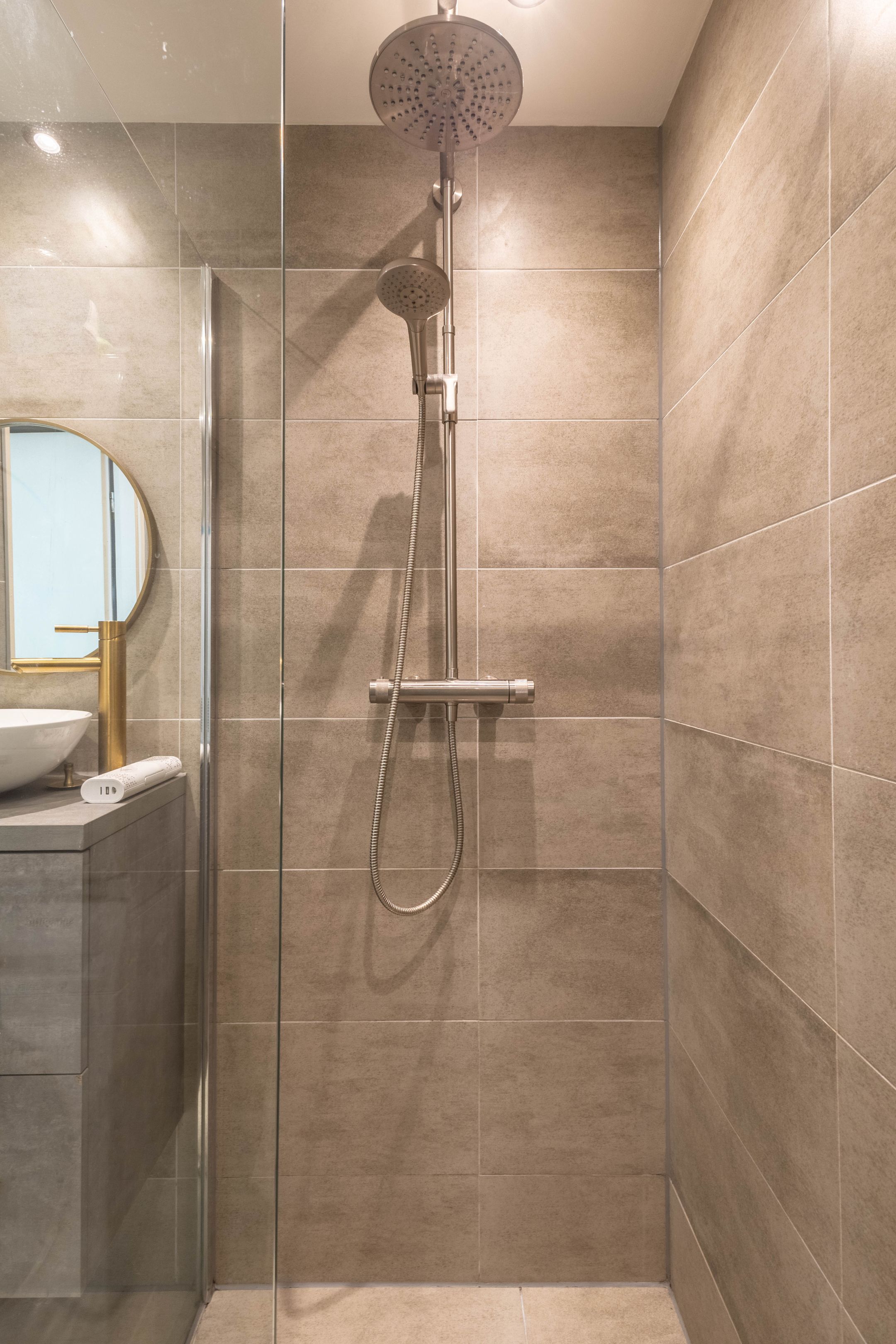 Foto 9 van Czaar Peterstraat 49-A