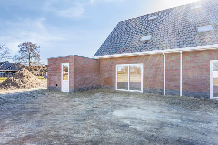 Foto 28 van Dwarstak 26