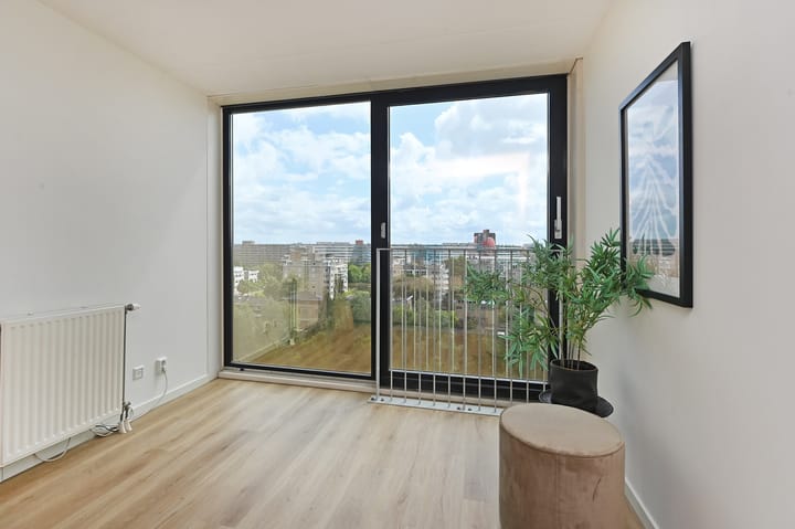 Foto 24 van Nederlandlaan 264