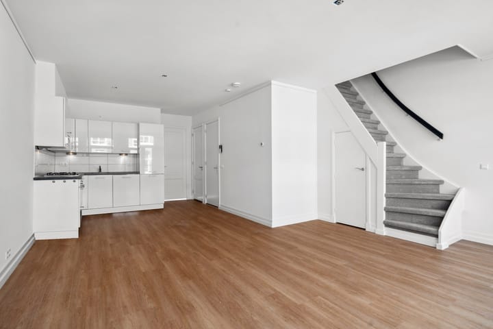 Foto 5 van Derde Helmersstraat 43-2