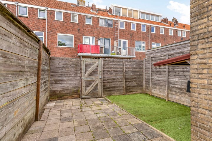 Photo 28 of Accamastraat 17