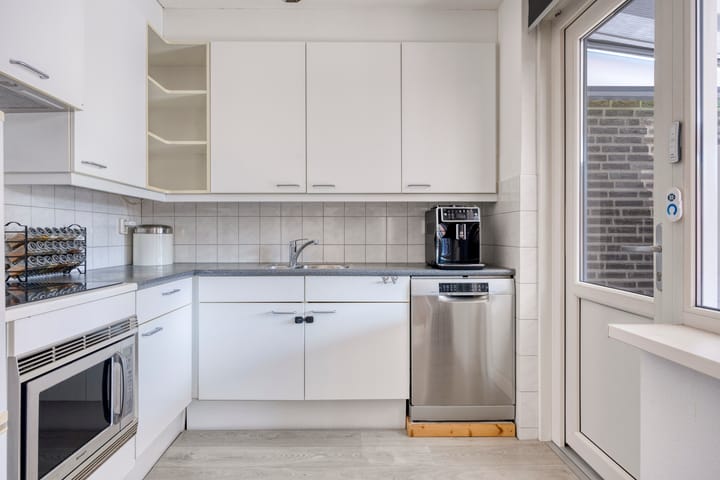 Photo 13 of Huurvaarderstraat 124