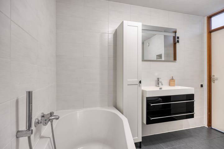 Photo 18 of Huurvaarderstraat 124