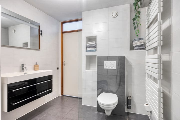 Photo 19 of Huurvaarderstraat 124