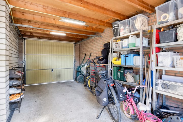 Photo 35 of Huurvaarderstraat 124