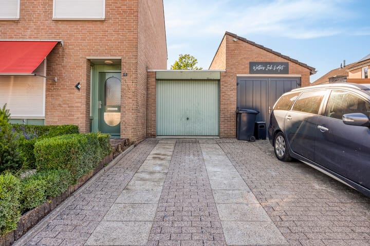 Photo 37 of Huurvaarderstraat 124