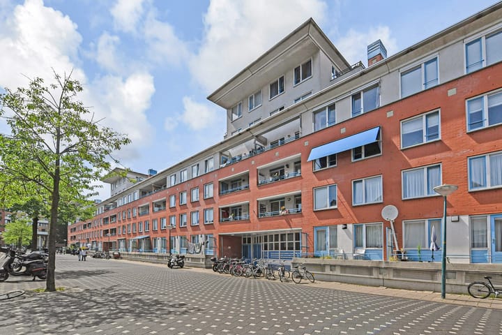 Photo 7 of Thijssestraat 305