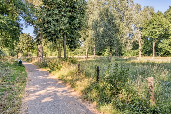 Photo 40 of Huurvaarderstraat 124