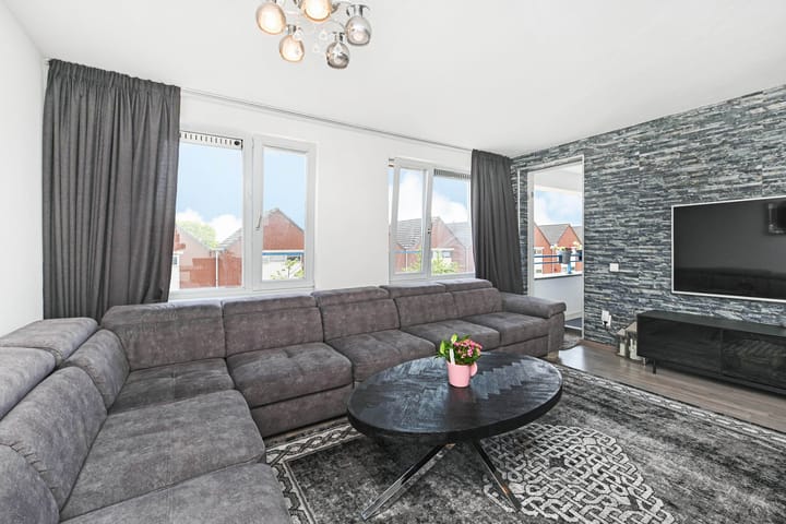 Photo 15 of Thijssestraat 305