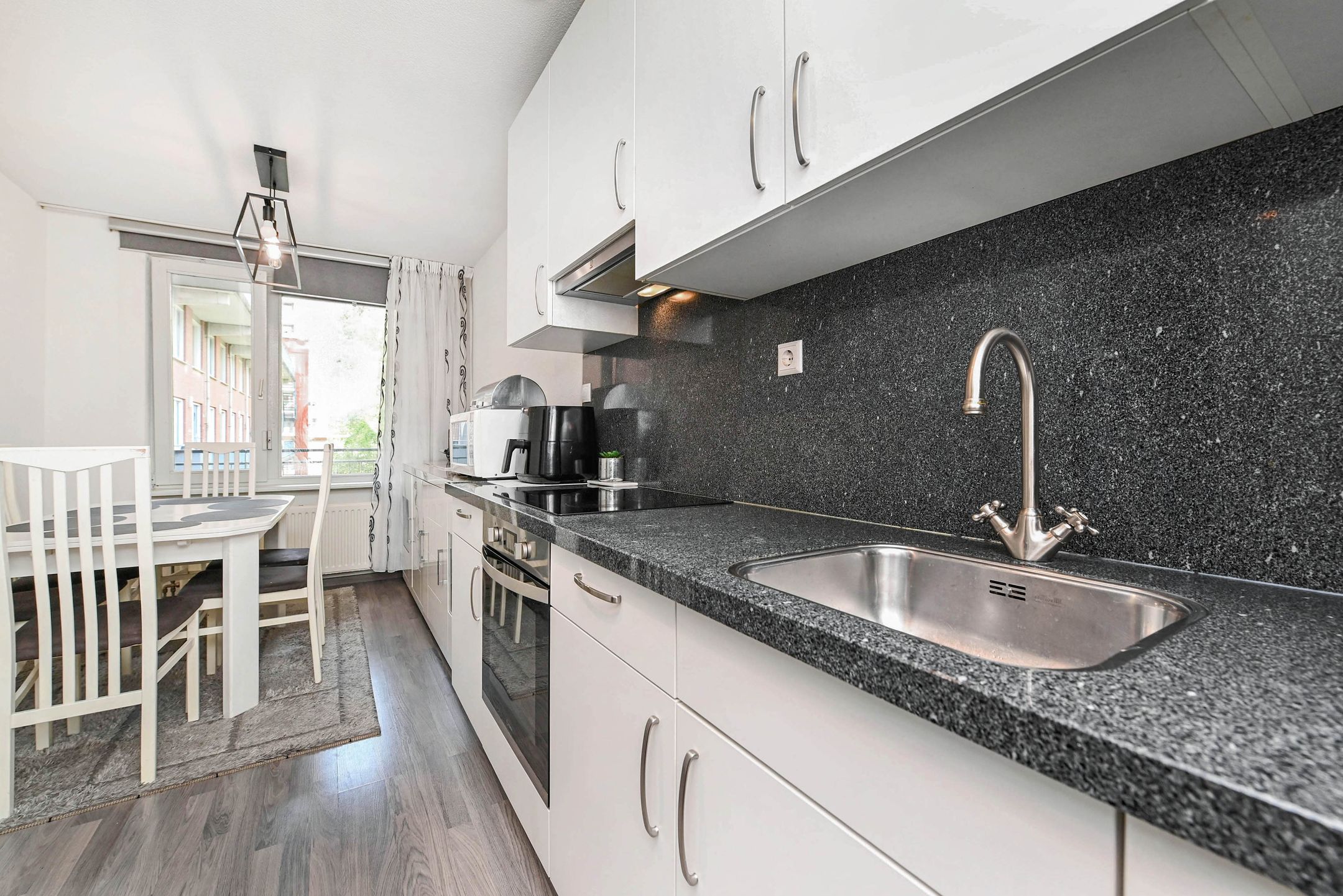 Photo 18 of Thijssestraat 305