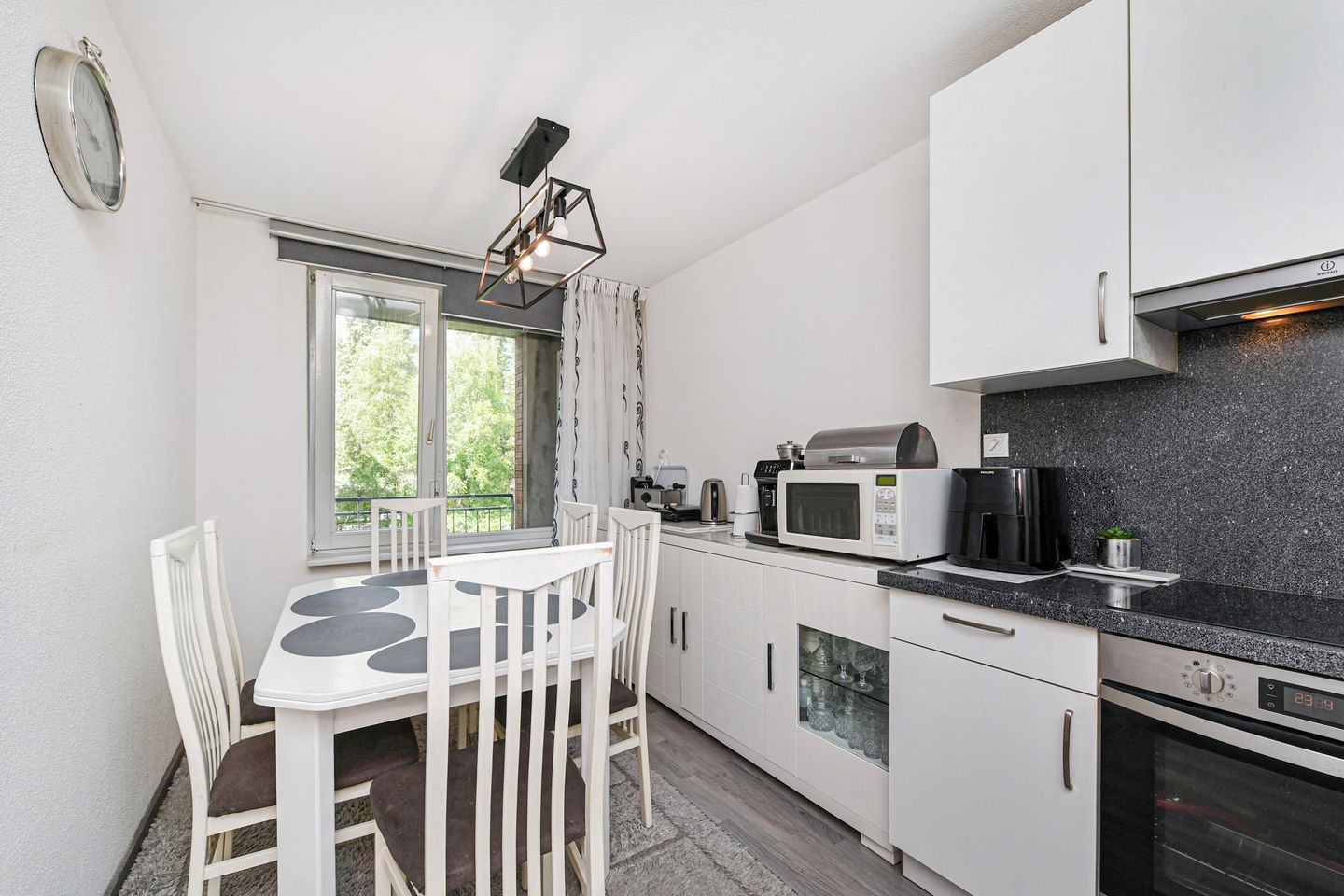 Photo 19 of Thijssestraat 305