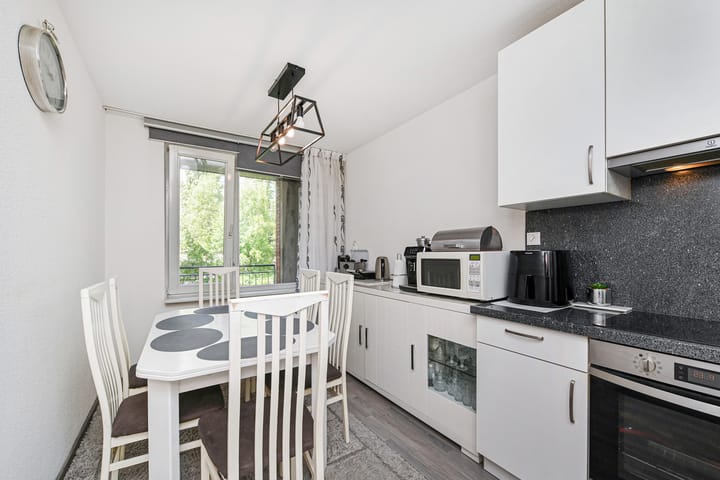 Photo 19 of Thijssestraat 305