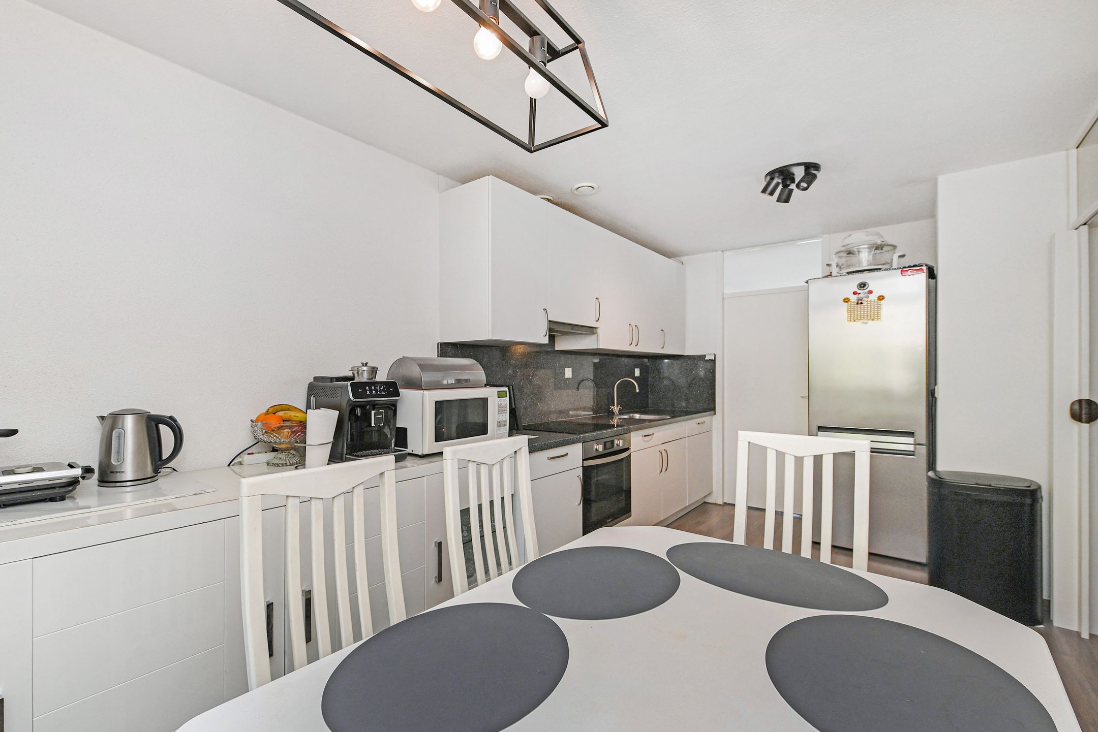 Photo 21 of Thijssestraat 305