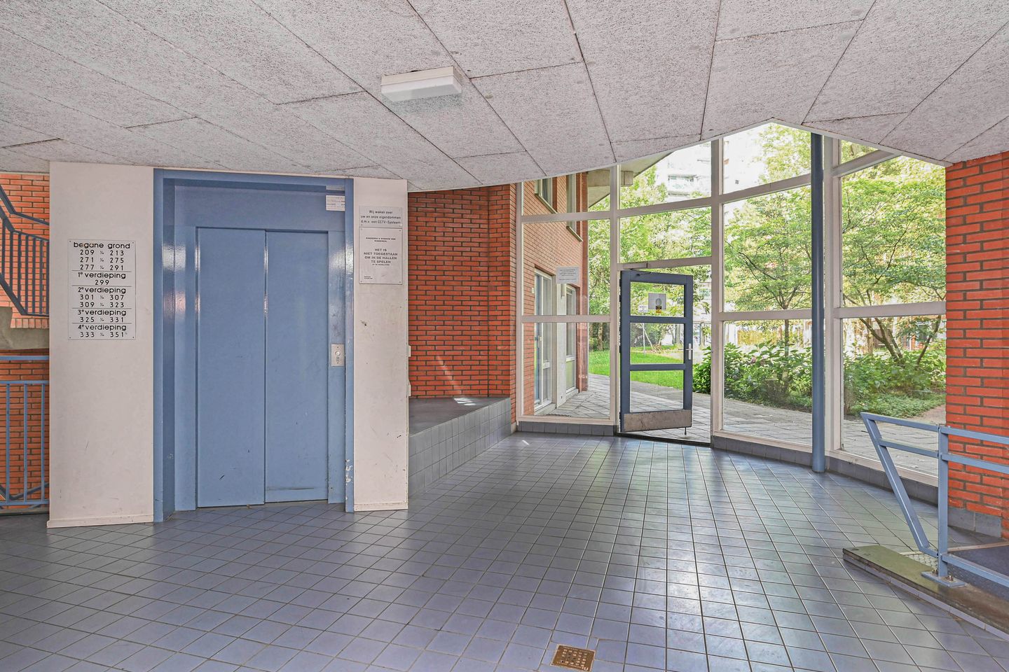 Photo 34 of Thijssestraat 305