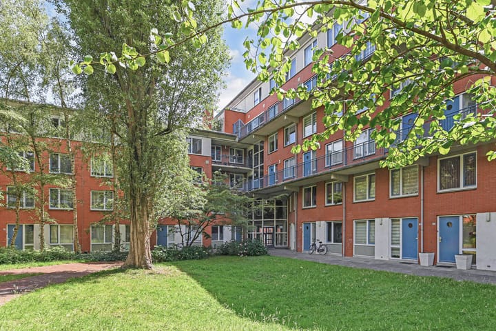 Photo 38 of Thijssestraat 305